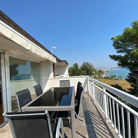 Villa Flora Kaštela 外观 照片